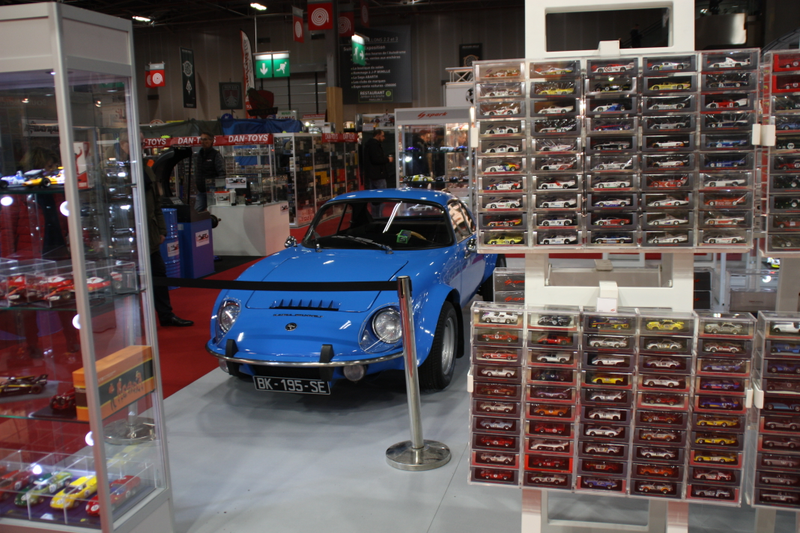Illustration for article titled Retromobile is like putting all of my automotive fantasies under one giant roof!